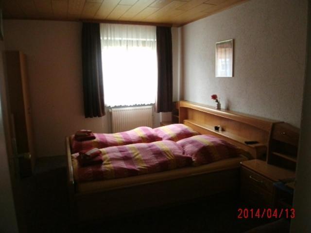 לינה וארוחת בוקר אוברנברג אם אין Haus Stuttgart מראה חיצוני תמונה